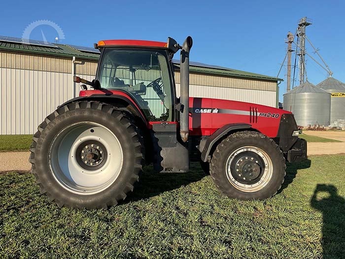 case 240 tractor