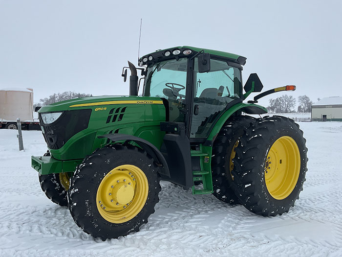 Jonh Deere 650 tractor
